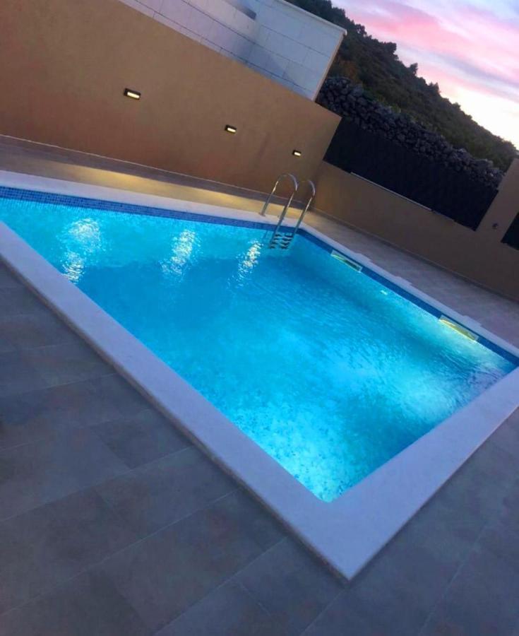 סלאטינה Apartment 4 Friends Apartment Sanja מראה חיצוני תמונה